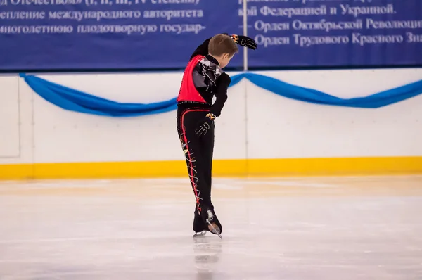 피겨 스케이팅, 오렌부르크, 러시아에서 소년 — 스톡 사진