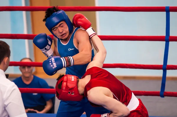 Боротьба боксерів, Оренбург, Росія — стокове фото