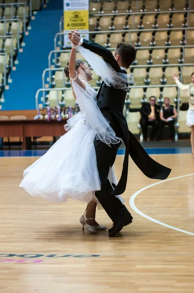 Casal de dança. — Fotografia de Stock