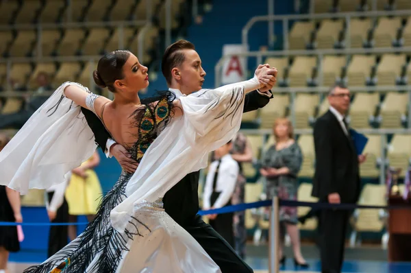 Casal de dança. — Fotografia de Stock