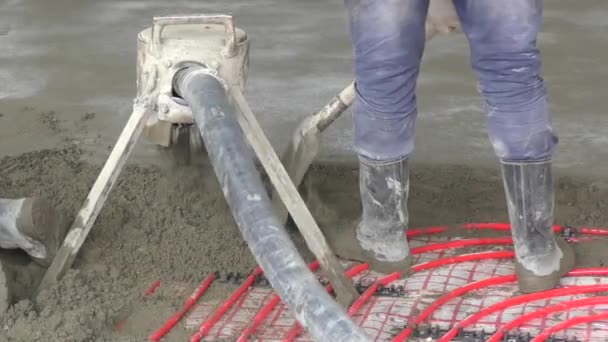 Werken met beton — Stockvideo