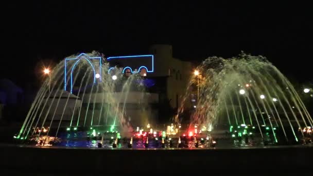 在晚上的喷泉 — 图库视频影像