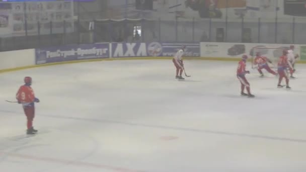 Spil i Mini hockey med bolden – Stock-video