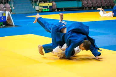 Erkekler Judo 'da yarışıyor