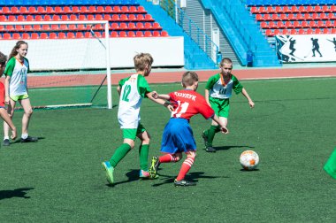 Çocuklar futbol oynamak