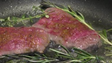 Fry eti sığır eti