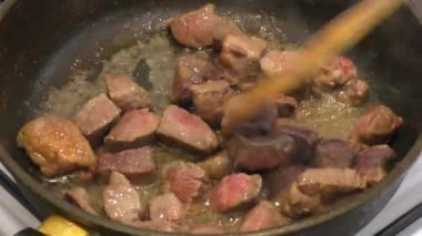 Gelen sığır eti yemek gulaş