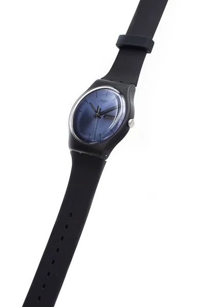 Geneve, Suiza 07.10.2020 - Swatch reloj de plástico de diseño simple hecho suizo — Foto de Stock