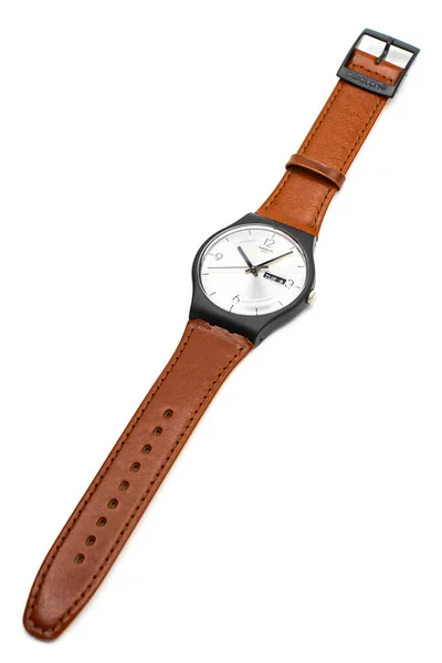 Roma, Italia 07.10.2020 - Swatch clásico diseño suizo hecho reloj mecánico — Foto de Stock