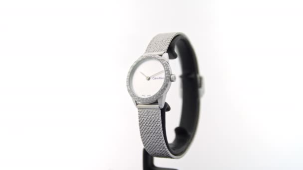 New York, US, 01.11.2020: Calvin Klein womens fashion watch rotating on stand — Stock Video