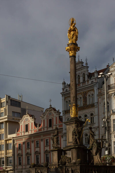 Пльзень, Чехия, 9 сентября 2019 года - Чумовая колонна на центральной площади города
