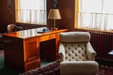 Pilsen, Çek Cumhuriyeti, 1.09.2019 - Yenilenmiş Adolf Loos iç mekan tasarımı