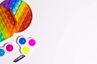 Pop It Simple Dimple - Duyusal stres önleyici Fidget oyuncakları izole edilmiş beyaz arkaplan