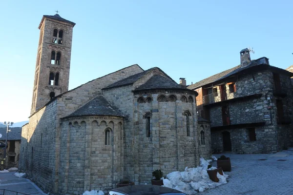 Фелль, Испания, 1 марта 2020 года - церковь Санта-Мария-де-Фелль — стоковое фото