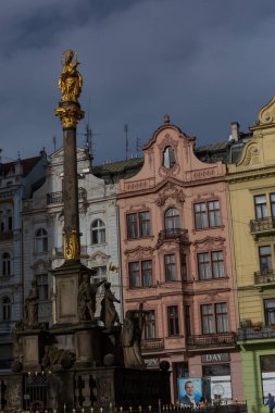 Pilsen, Çek Cumhuriyeti, 1.09.2019 - Şehir meydanında Salgın Sütun