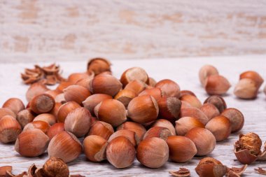 Beyaz ahşap arka plan stüdyo fotoğraf fındık