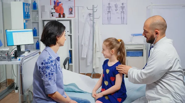 Little girl having consultation-hour — Stock Photo, Image