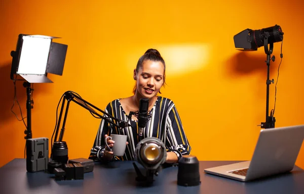 Discusión sobre la luz continua — Foto de Stock