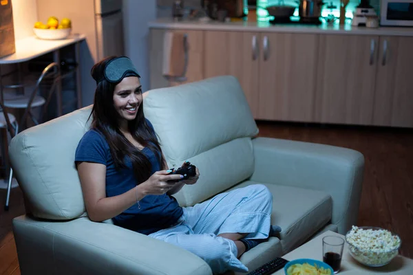 Gamer using joystick playing video games — Stock Photo, Image