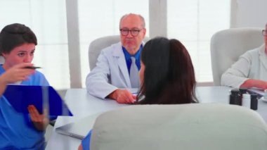 Hasta teşhisi hakkında doktorlara brifing