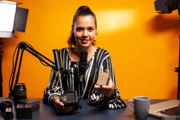 Video teknolojisinden bahsediyorum.