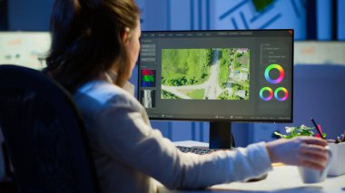 Gece yarısı odaklı video kurgu filmi