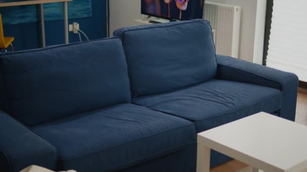 İnsansız boş modern oturma odası. — Stok video