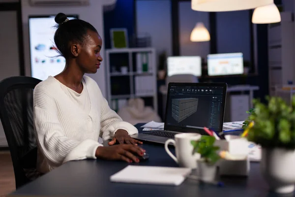 Negro mujer ingeniero trabajando en 3d contenedor concepto — Foto de Stock