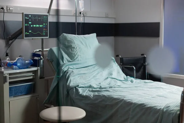 誰もいない空の病院の部屋 — ストック写真