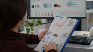 Geçersiz şirket yöneticisinin proje belgelerini okurken kapatılması