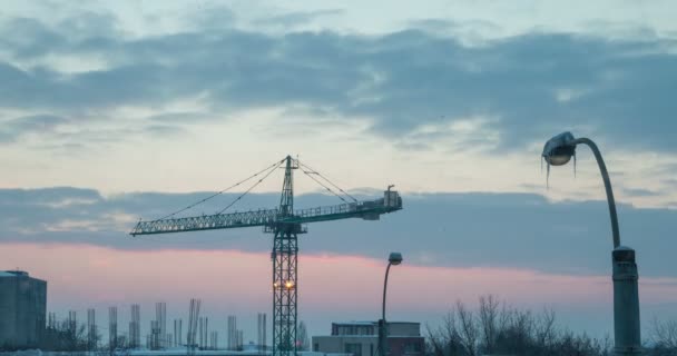 Bel time lapse di cielo sopra cantiere di costruzione — Video Stock