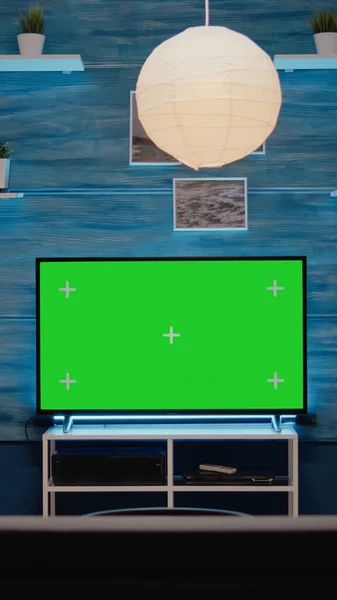 Diseño de pantalla verde en televisión en habitación vacía — Foto de Stock