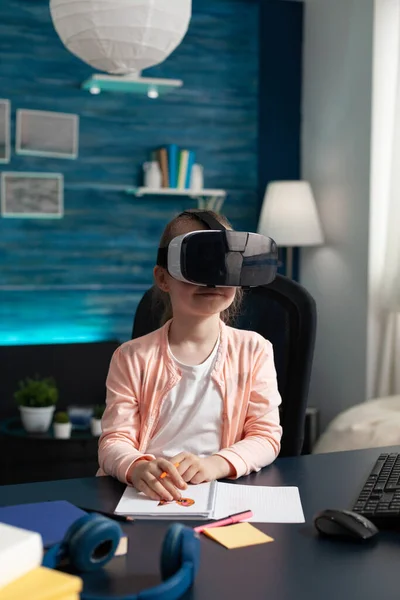 Young child learning lesson course with vr glasses — Stock Photo, Image