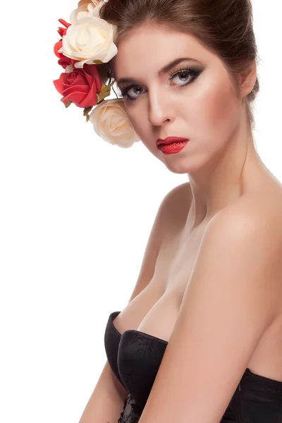 Mulher sexy com flores na cabeça — Fotografia de Stock