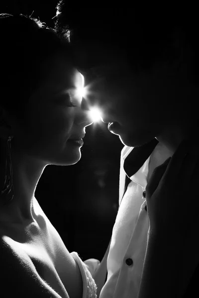 Evli gelin ve damat dans