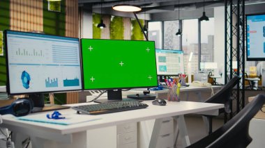 Fotokopi alanı çift monitörlü modern ofis alanı bilgisayar, profesyonel yönetim ve iş büyüme hedefleri için kullanılan boş çalışma istasyonu. Çokuluslu şirket görevleri.