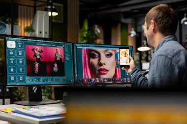 Yaratıcı kurgu ve içerik oluşturma üzerine çalışan yetenekli bir fotoğraf editörü. Yapay zekayla portföy için malzeme yaratıyor. Profesyonel tasarımcı yapay zeka sohbet robotu kullanıyor.