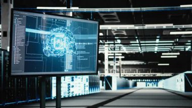 Veri merkezi monitöründeki yapay zeka, sunucu yükü dengesini optimize etmek için nöral ağlar kullanıyor. Sunucu çiftliğinde verimliliği artırmak için kullanılan yapay zeka modeli teknolojisi