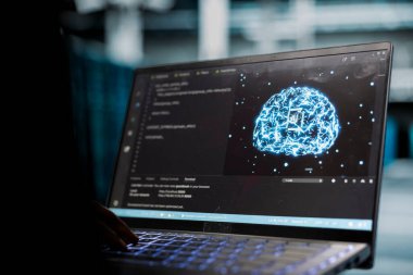 Geliştirici, veri merkezi elektronik işleme verilerini kontrol etmek için yapay zeka teknolojisini kullanır. Sunucu merkezi çalışanı, bulut depolama sunucu şirketleri tarafından kullanılan teçhizat üzerinde yedekleme yapmak için yapay zeka kullanır