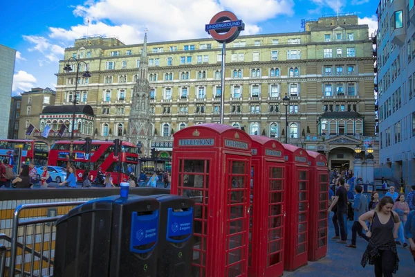 Strand street üzerinde tanımlanamayan turist — Stok fotoğraf