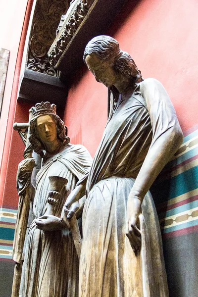 Strasbourg Kilisesi ve sinagog heykelleri kopyalayın — Stok fotoğraf