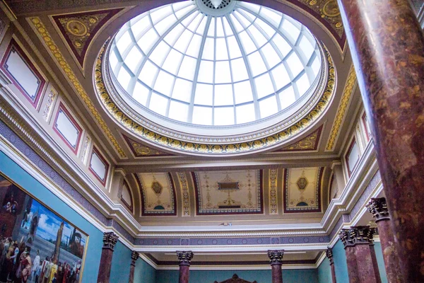 Londra National Gallery koridorlarında birinde — Stok fotoğraf