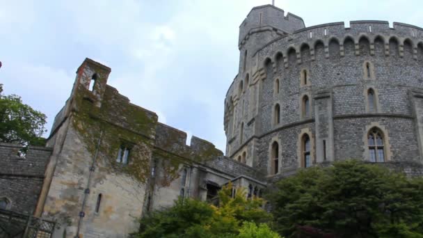 Donjon - det stora tornet eller innersta hålla av en medeltida Windsor Castle — Stockvideo