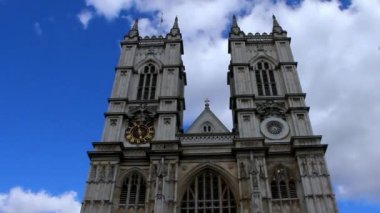 Üniversitesi St Peter Kilisesi, Westminster Abbey mavi gökyüzü arka plan, Londra, İngiltere