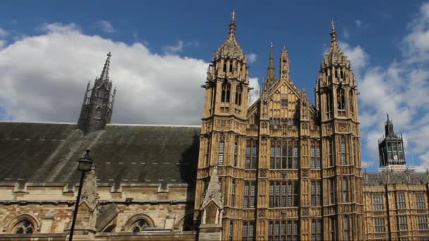 Westminster Sarayı, Parlamento evleri. Londra. İngiltere. — Stok video