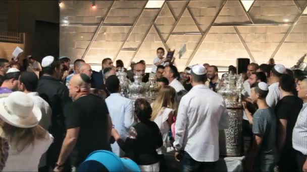 Ceremonie van Simhath Torah — Stockvideo