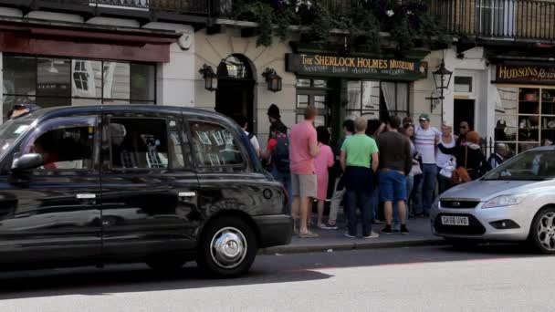 Sherlock Holmes Museum på Baker Street. London — Stockvideo