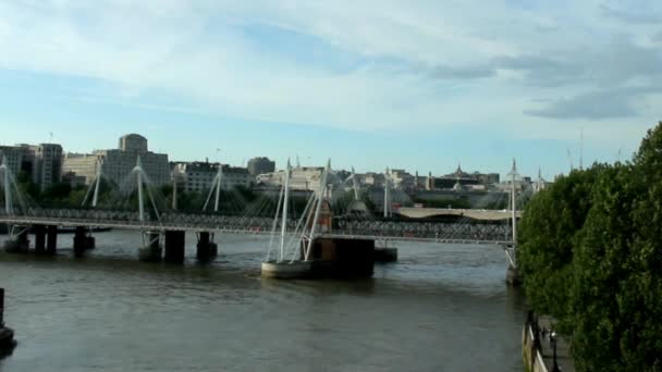 London Aerial Cityscape Over the River Thames With Haugerford and Waterloo Bridges — Stock Video