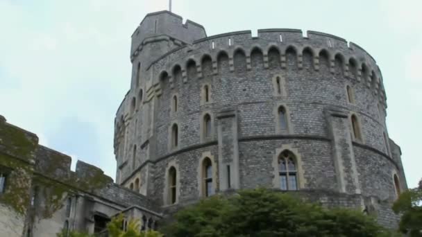 Donjon Ortaçağ Windsor Kalesi içinde. İngiltere'de. Yakınlaştır — Stok video