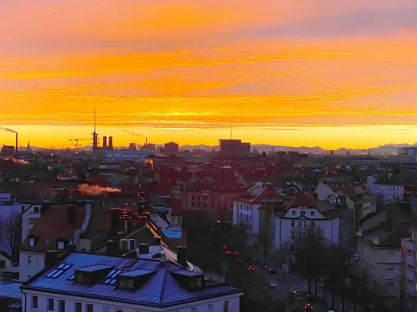 Vacker Rosa Orange Solnedgång Över Staden München — Stockfoto